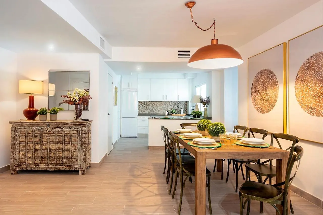 Genteel Home Plaza De Las Flores Malaga Apartment