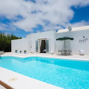 villa-pippa.puertodelcarmen-hotels.org/